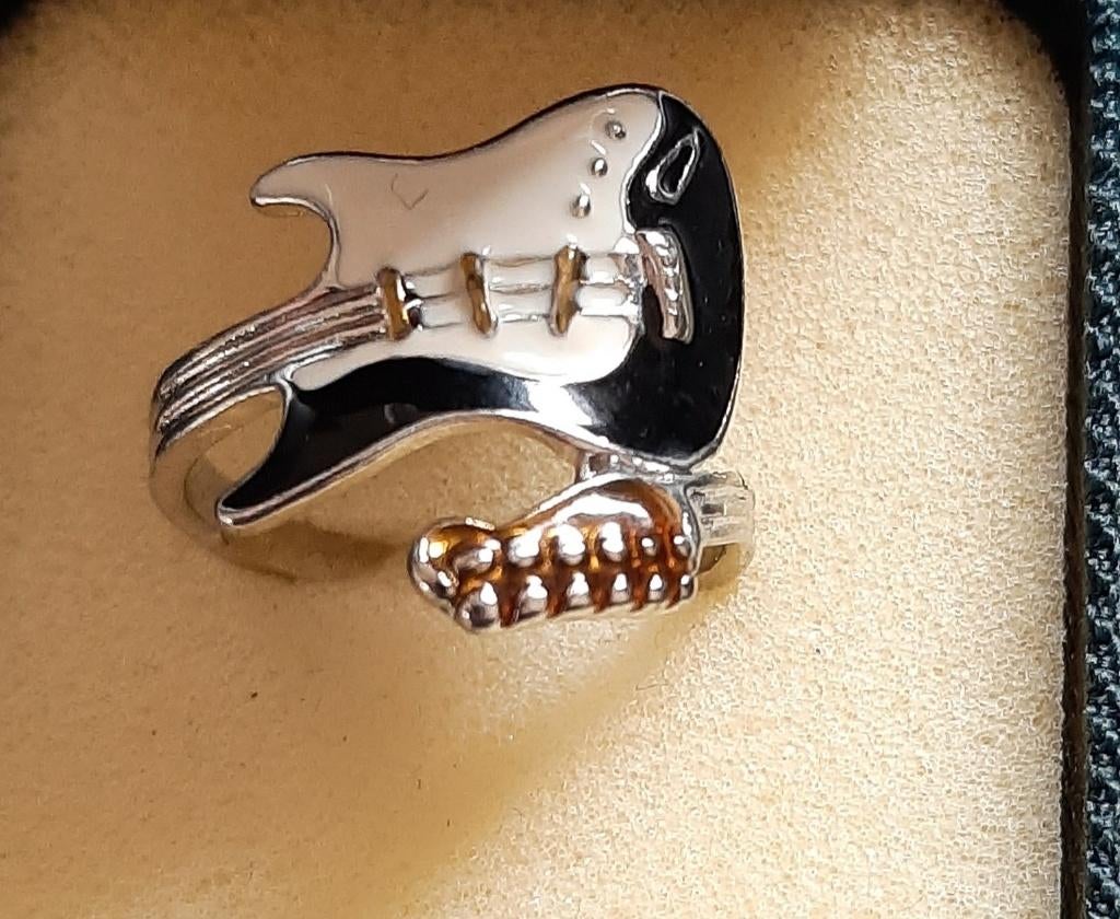 Gitaar ring maat 18.7mm, Ut, Nieuw, Ophalen of Verzenden, Dame
