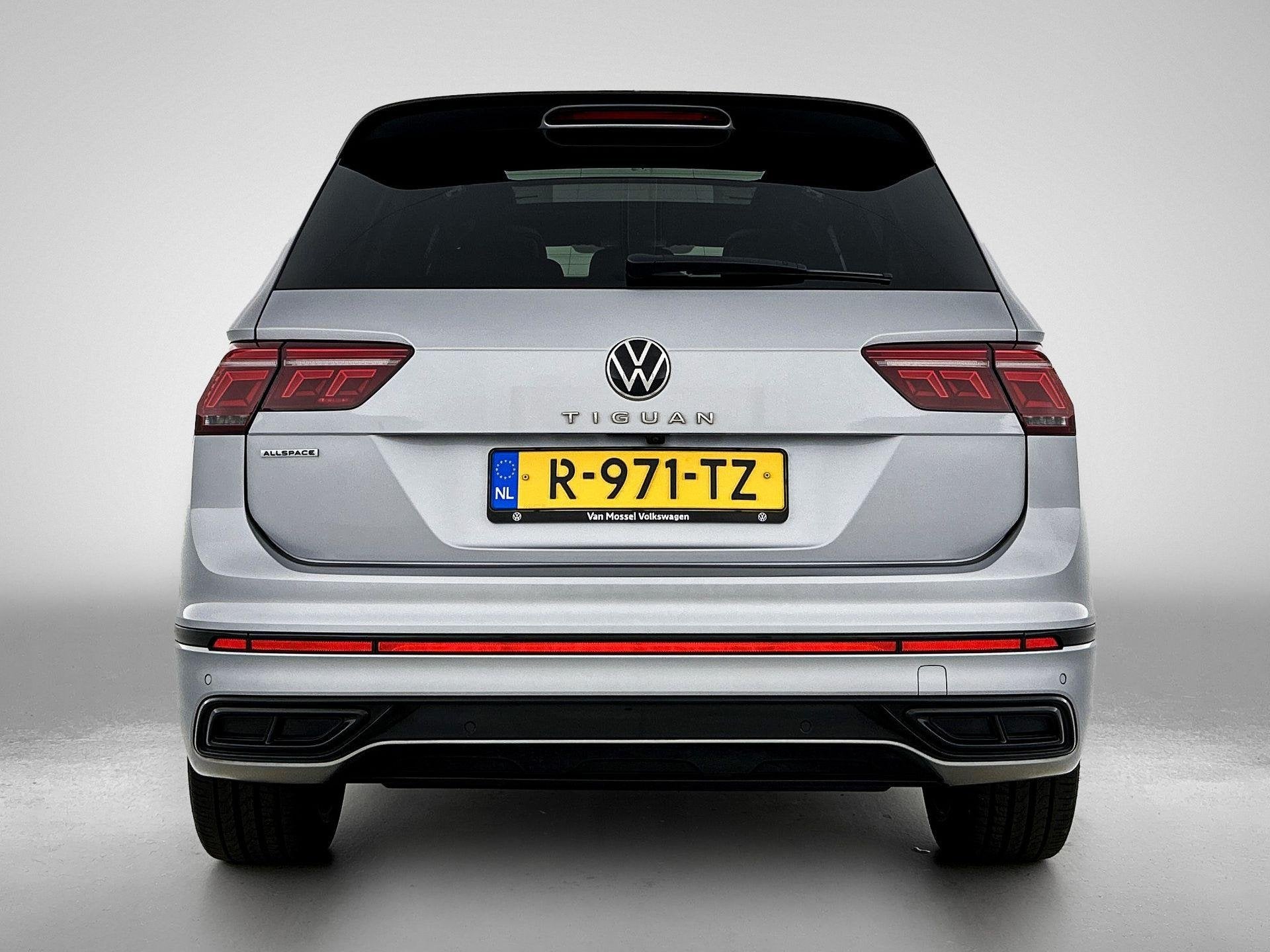 Volkswagen Tiguan Allspace 1.5 TSI R-Line Business+ 7p. | 15, Auto's, Volkswagen, 12 maanden, Stof, Euro 6, 4 cilinders