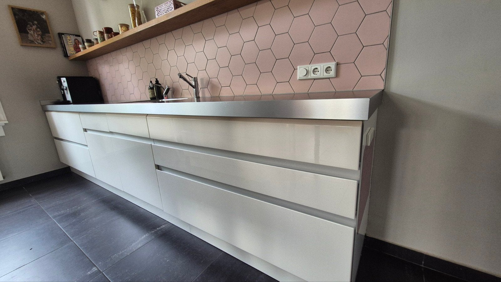 Complete keuken met kookeiland en inbouwapparatuur, Ophalen, Gebruikt, Overige materialen, Wit