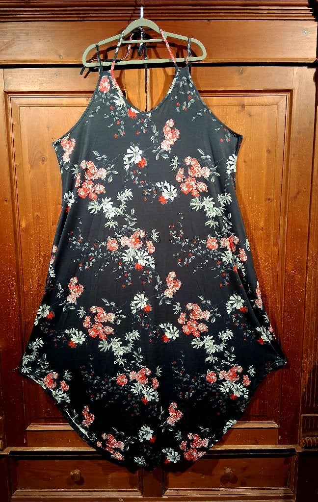 halterjurk zwart bloemen 48-50, Ophalen of Verzenden, Nieuw, Zwart, Jurk
