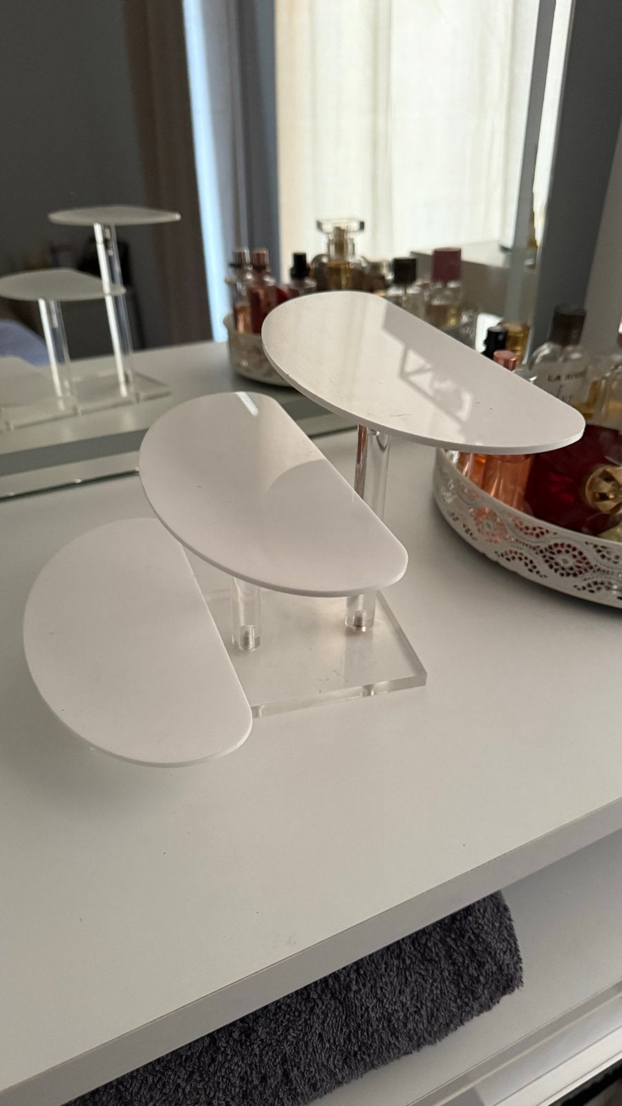Witte Acryl Display Standaard - Organisatie & Decoratie, Ophalen, Kunststof, Zo goed als nieuw, Modern