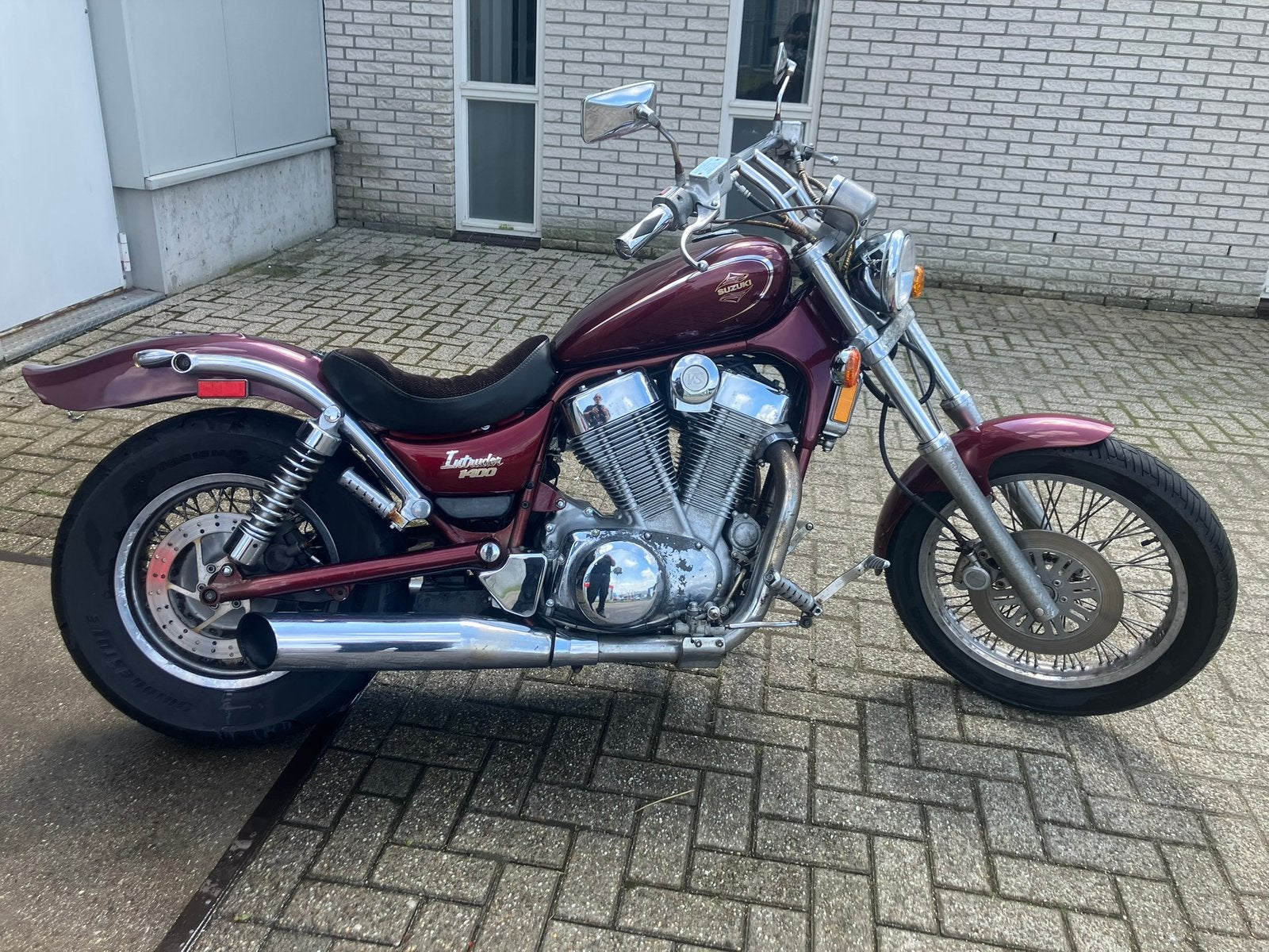 Susuki intruder VS1400, Motoren, Motoren | Suzuki, Cardan-aandrijving, 2 cilinders, Chopper, Gebruikt