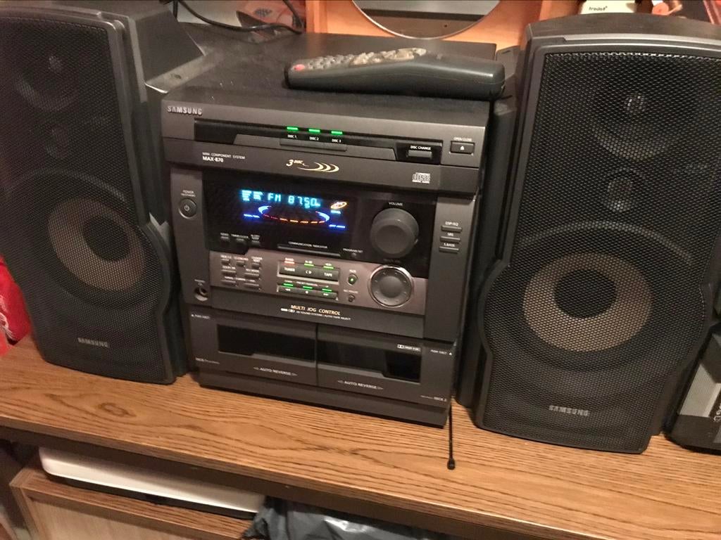Samsung radio-cassette/cd speler met boxen, Audio, Tv en Foto, Stereo-sets, Ophalen of Verzenden, Gebruikt, Overige merken