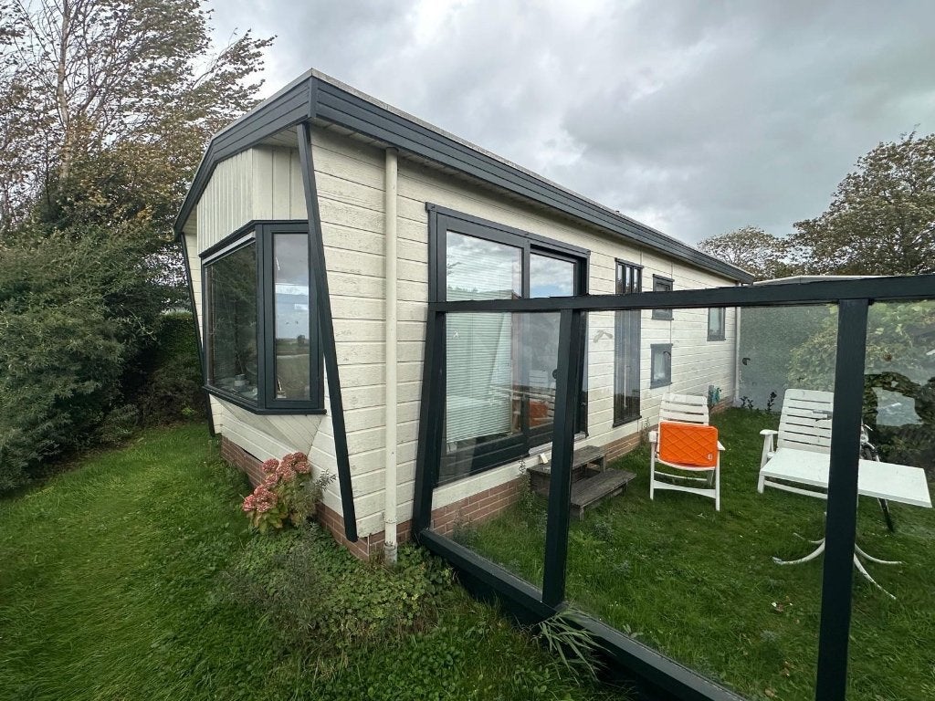 chalet centrale verwarming 2 slaapkamers incl.transport NL♦️, Tot en met 5