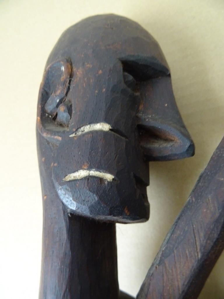 Houtsnijwerk beeld Asmat Papoea Nieuw Guinea 130cm bisjpaal, Antiek en Kunst, Ophalen of Verzenden