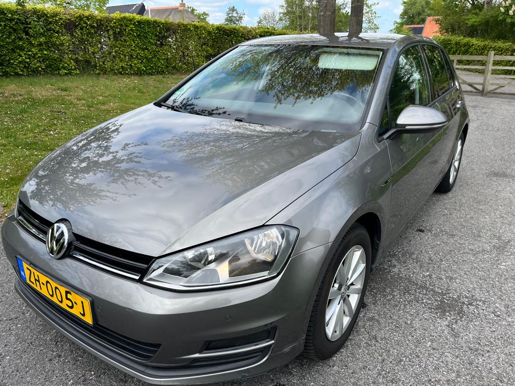 Volkswagen Golf 7 1.6 TDI 77KW 5D 2015 Grijs, Voorwielaandrijving, Euro 5, Stof, Zwart
