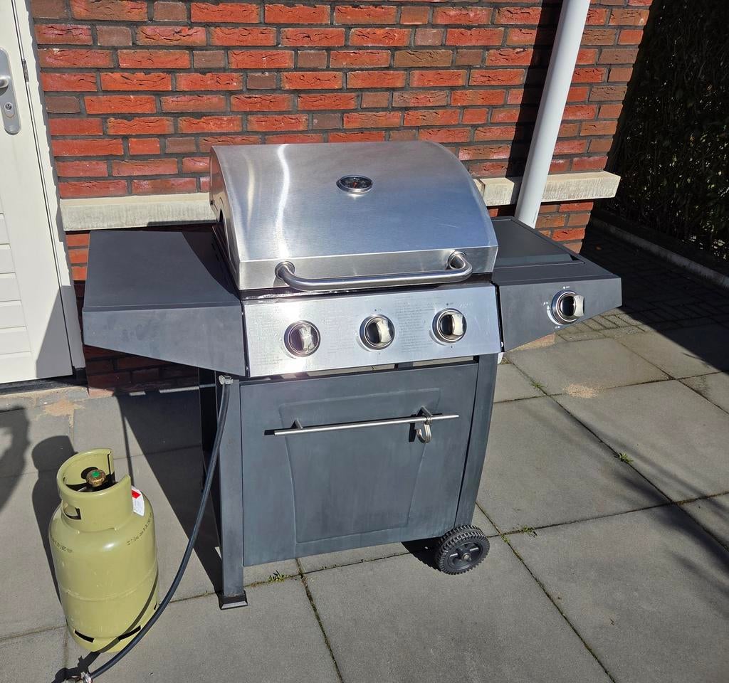 Central Park gasbarbecue met zijbrander, Ophalen, Gebruikt, Central Park