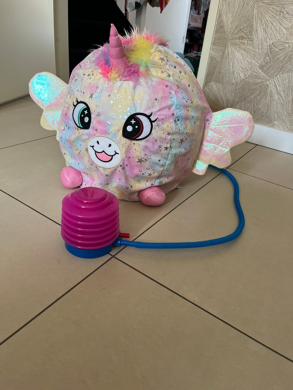Biggies Unicorn - Opblaasbare knuffel, Ophalen, Zo goed als nieuw