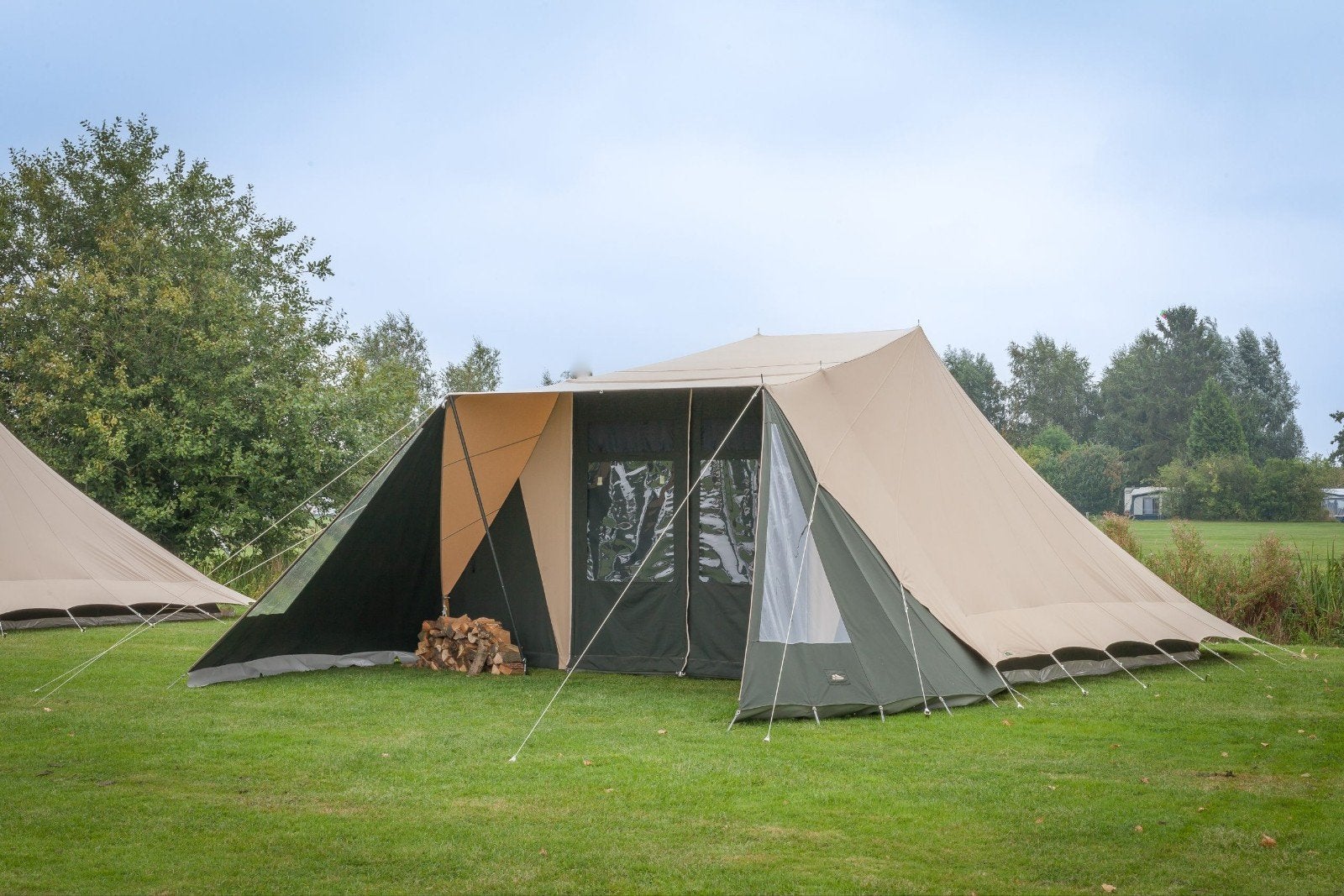 De Waard Zilvermeeuw 6-persoons tent - oud model, Caravans en Kamperen, Ophalen, Gebruikt, Tot en met 6