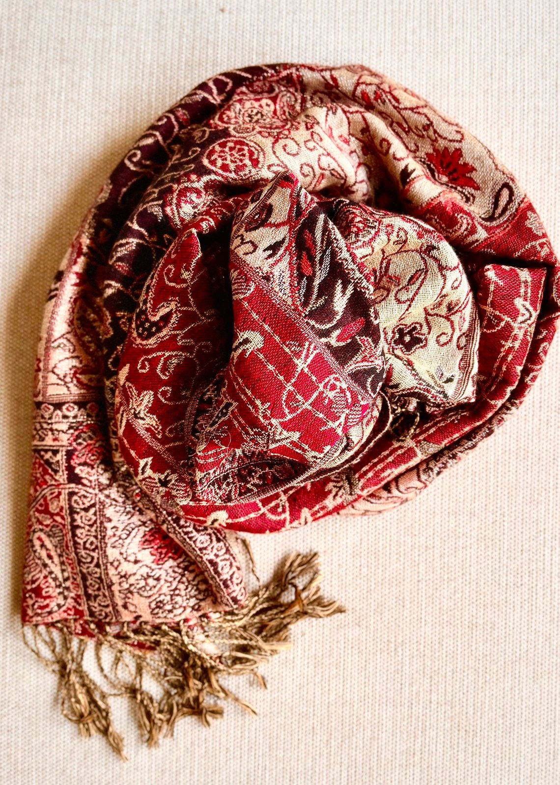Grote Pashima shawl met Lurex ZGAN, Kleding | Dames, Ophalen of Verzenden, Zo goed als nieuw, Maat 42/44 (L), Sjaal