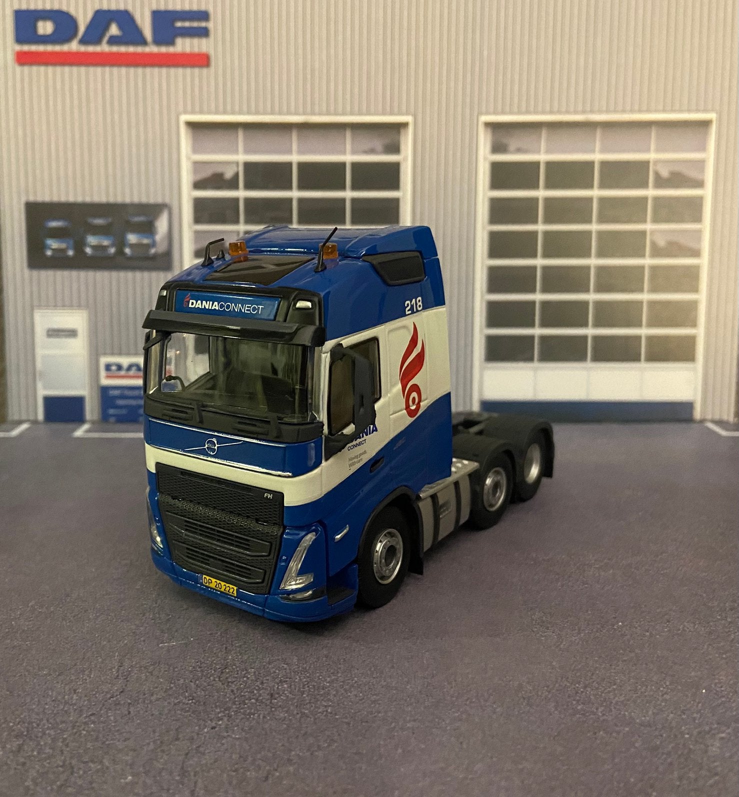 Tekno Volvo Dania, Ophalen of Verzenden, Zo goed als nieuw, Bus of Vrachtwagen, Tekno