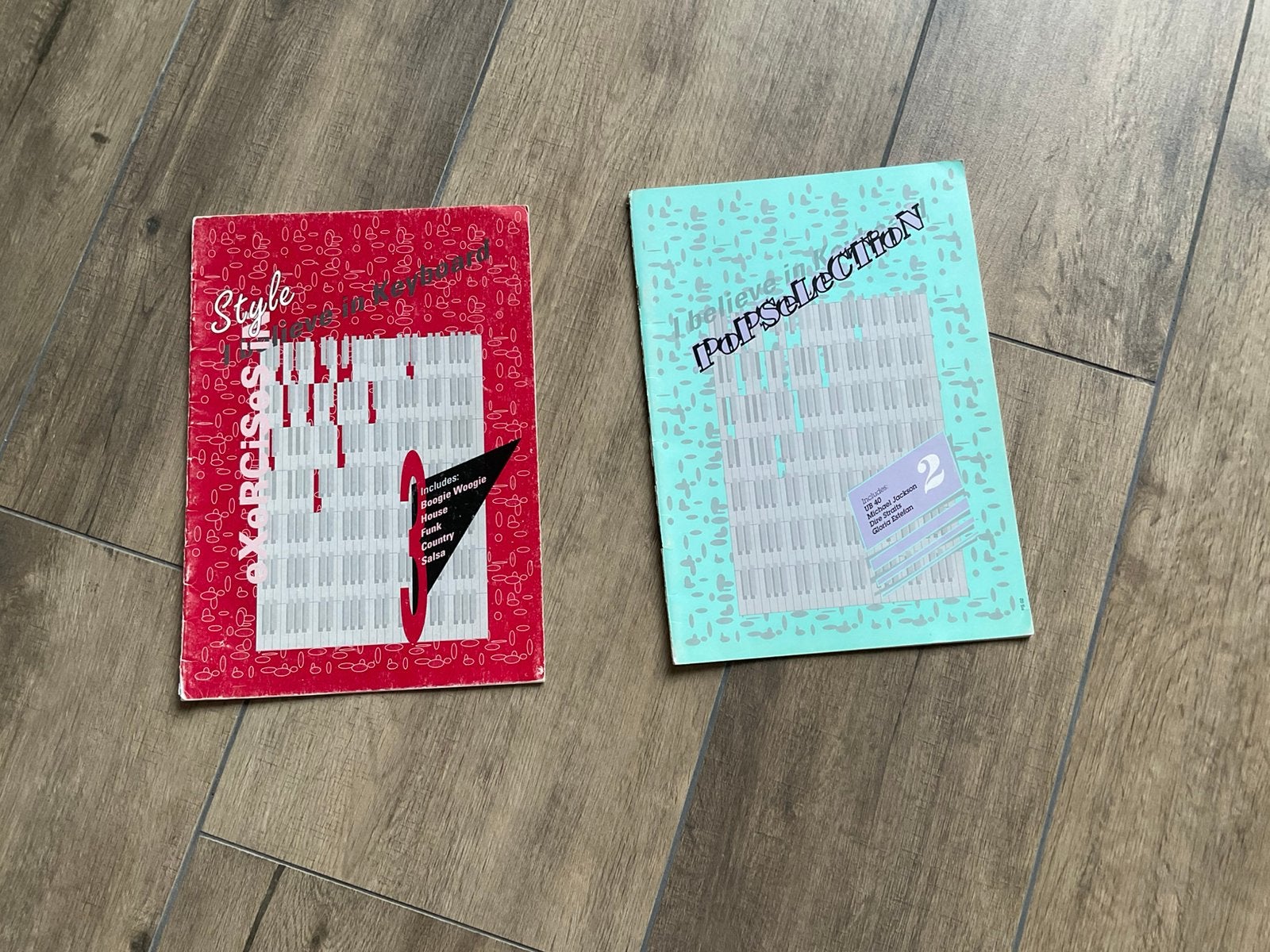 Twee boeken voor keyboard of piano, Les of Cursus, Ophalen of Verzenden, Zo goed als nieuw, Piano