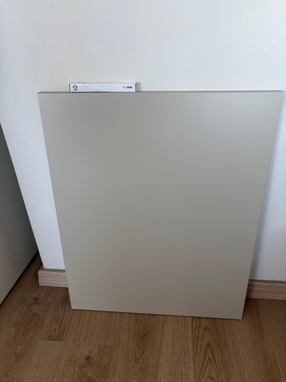 Komplement plank 50x58  grijsbeige  NIEUW, Ophalen, Zo goed als nieuw