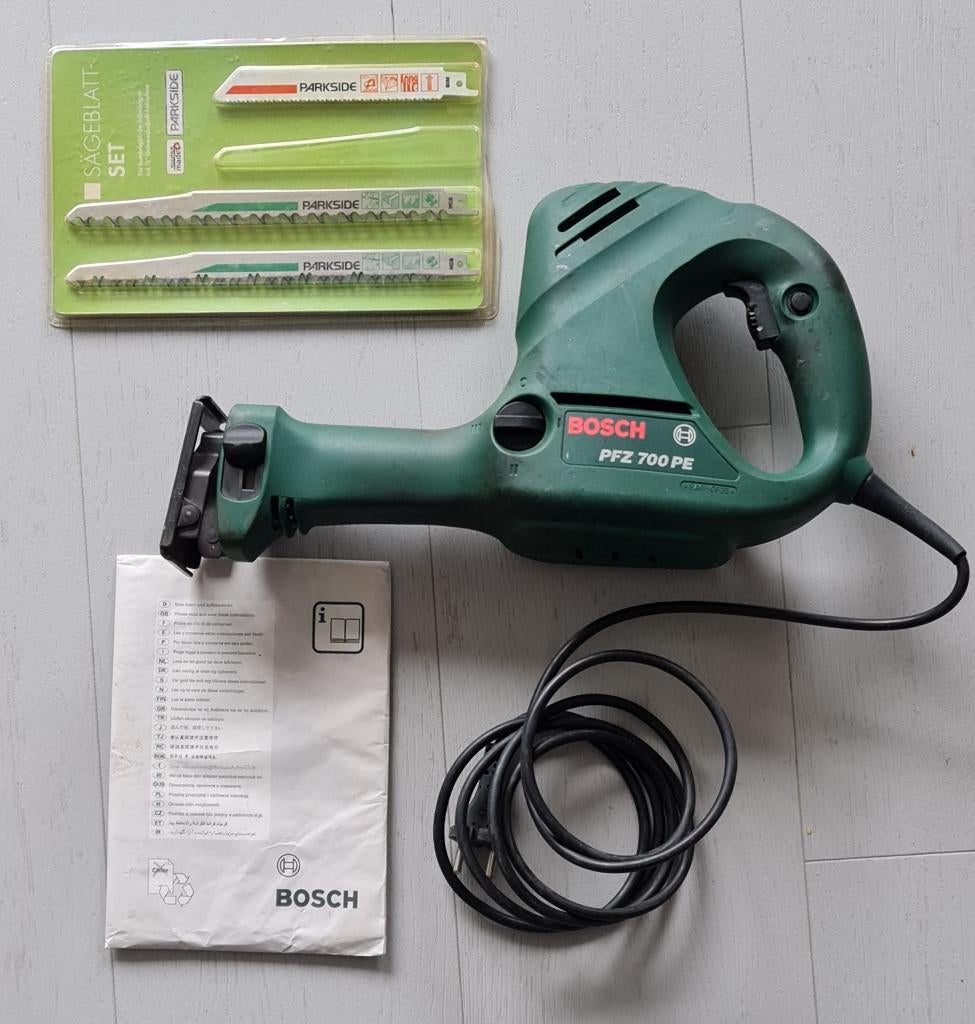 BOSCH PFZ-700_PE zaagmachine met zaagbladen, Ophalen of Verzenden, Gebruikt