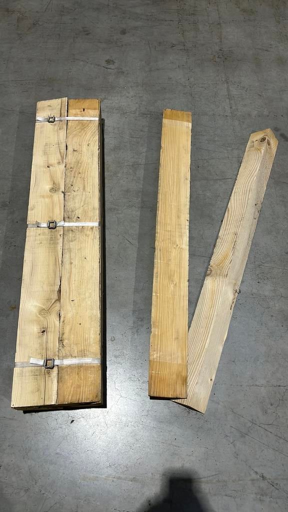 Mooie drooge driehoekige balken, Doe-het-zelf en Verbouw, Hout en Planken, Ophalen, Zo goed als nieuw, Balk, Vuren