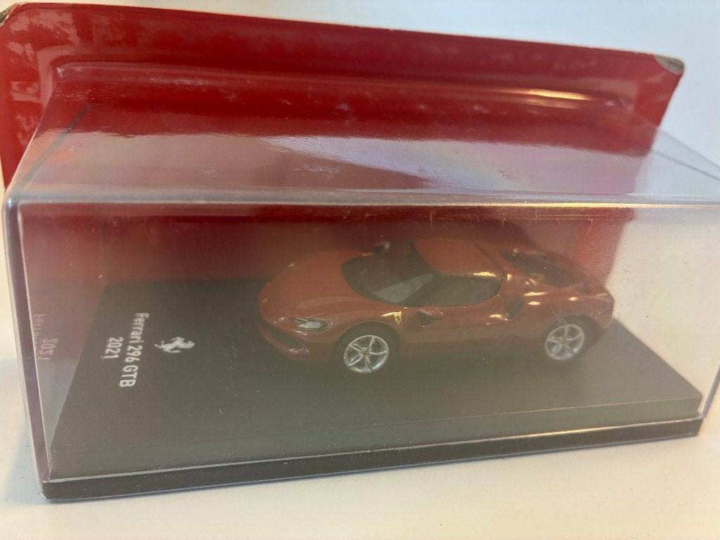 89327: Ferrari 296 GTB - 2021 - Atlas 1:64, Auto, Nieuw, Ophalen of Verzenden, Bachsatztstr. 54 D 72131 Ofterdingen, Germany