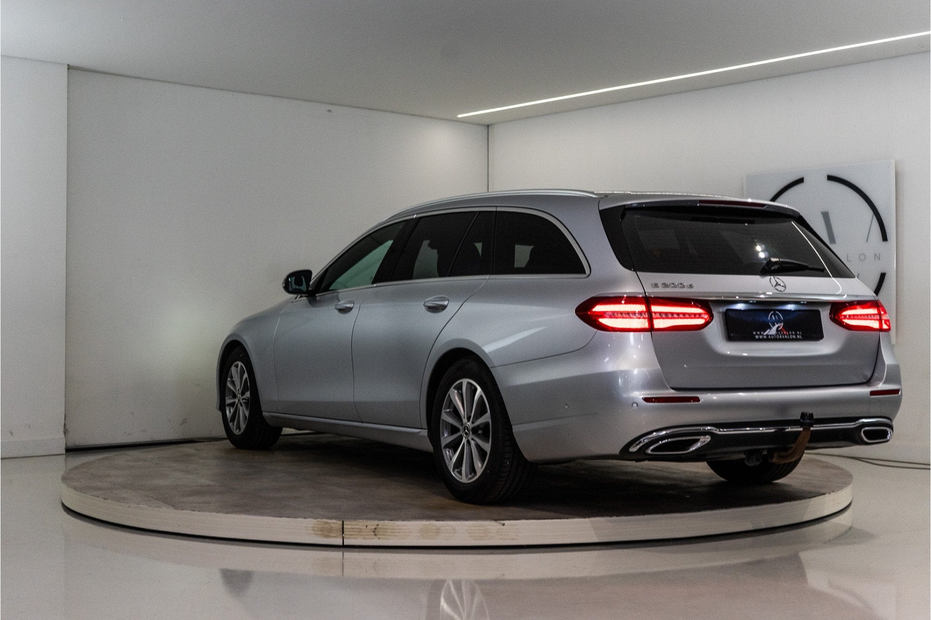 Mercedes-Benz E-Klasse Estate 200 d Business Solution 150PK, Auto's, Automaat, Achterwielaandrijving, Gebruikt, Leder en Stof