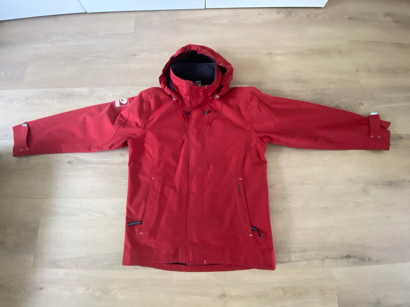 Tribord zeiljack rood - Maat XS (84/87), Watersport en Boten, Ophalen of Verzenden, Gebruikt, Kind, Zeiljack