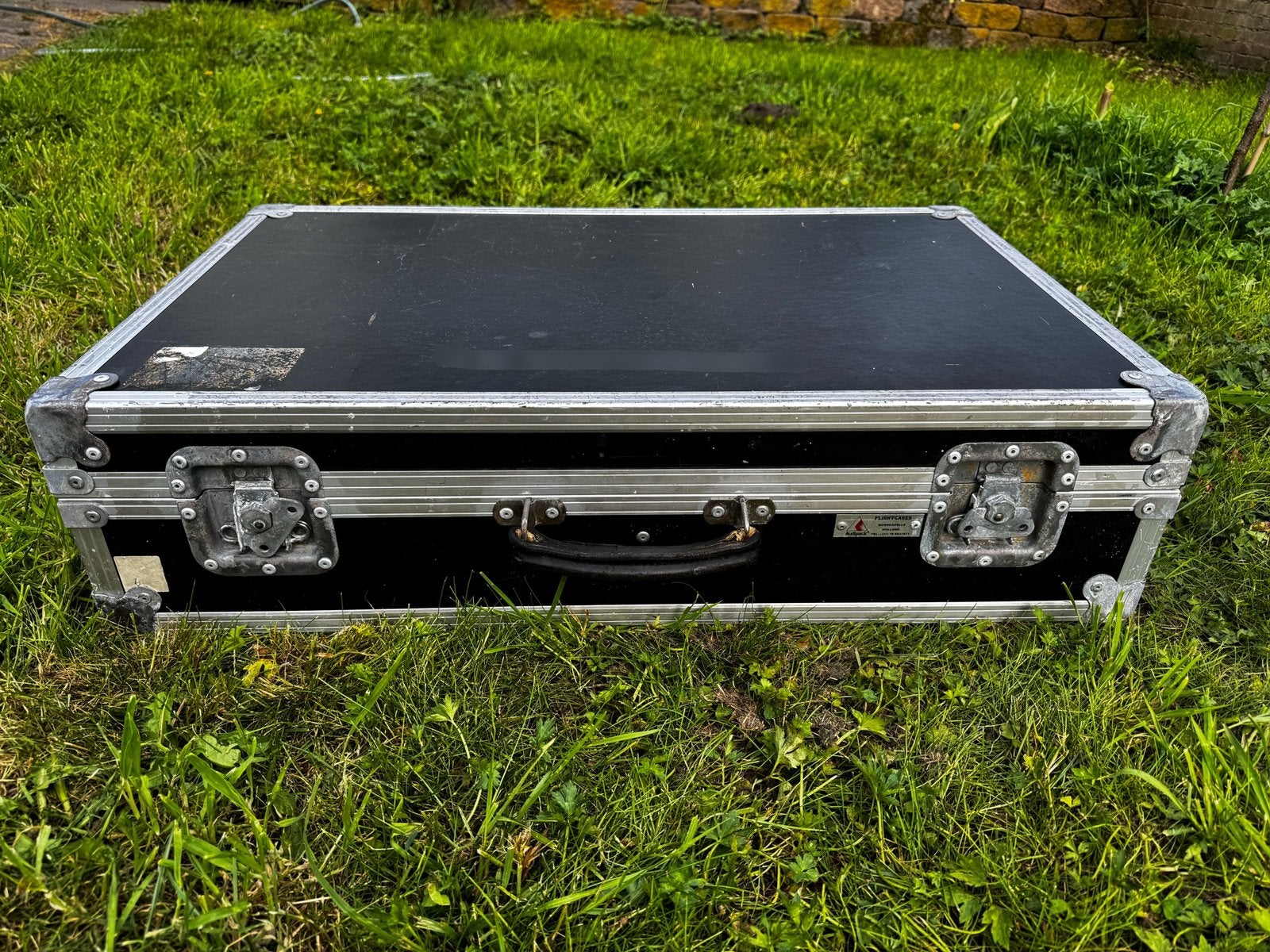 Grote platte flightcase - zwart, Ophalen of Verzenden, Gebruikt, Overige instrumenten, Flightcase
