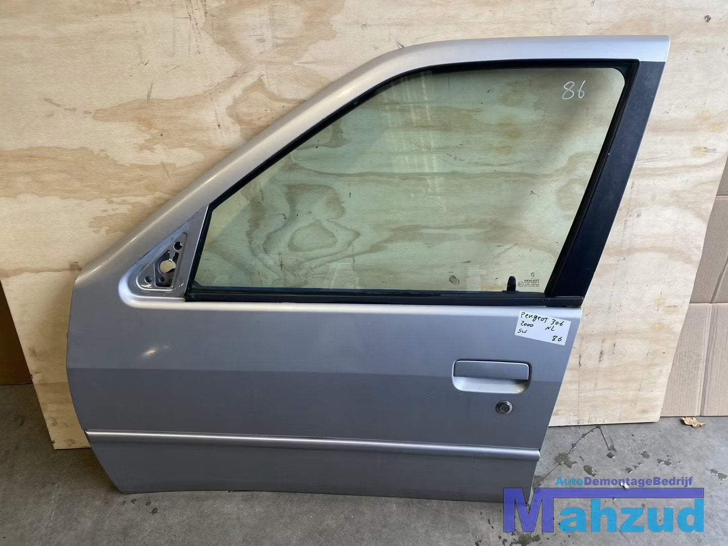 PEUGEOT 306 BREAK Grijs EYCC Links voor deur portier 1994-20, Auto-onderdelen, Taurusavenue 1
2132 LS  Hoofddorp, NL, Gebruikt