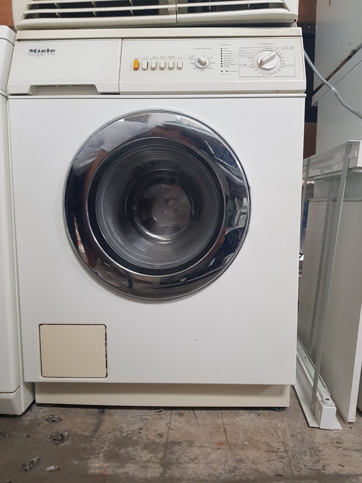 Miele Novotronic W909 Wasmachine - Betrouwbaar en Duurzaam, Gebruikt, Carl-Miele-Straße 29, 33332 Gütersloh, Duitsland, Ophalen of Verzenden