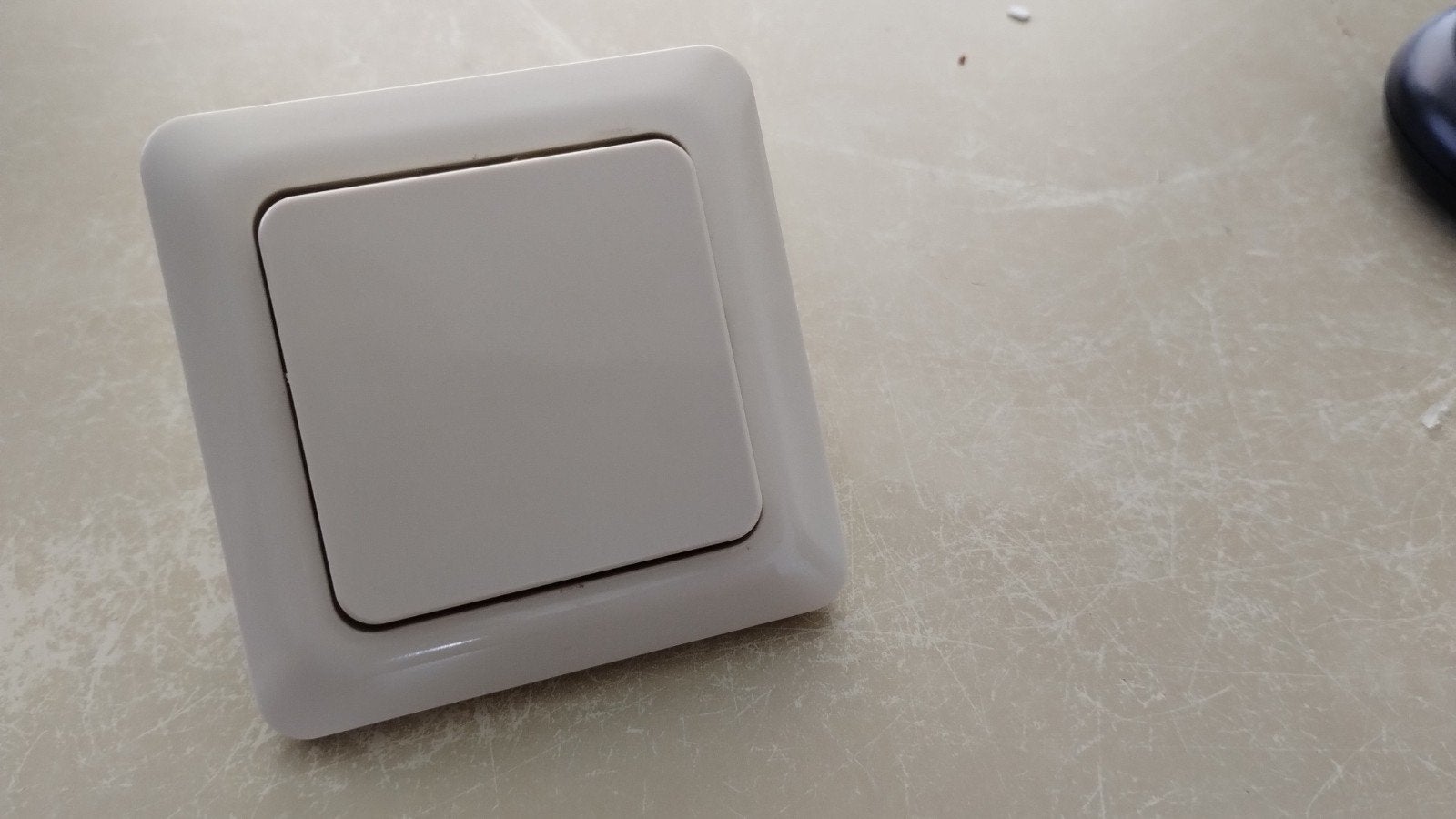 Berker Lichtschakelaar Crème - Gebruikt, Goede Conditie, Doe-het-zelf en Verbouw, Ophalen of Verzenden, Gebruikt, Schakelaar