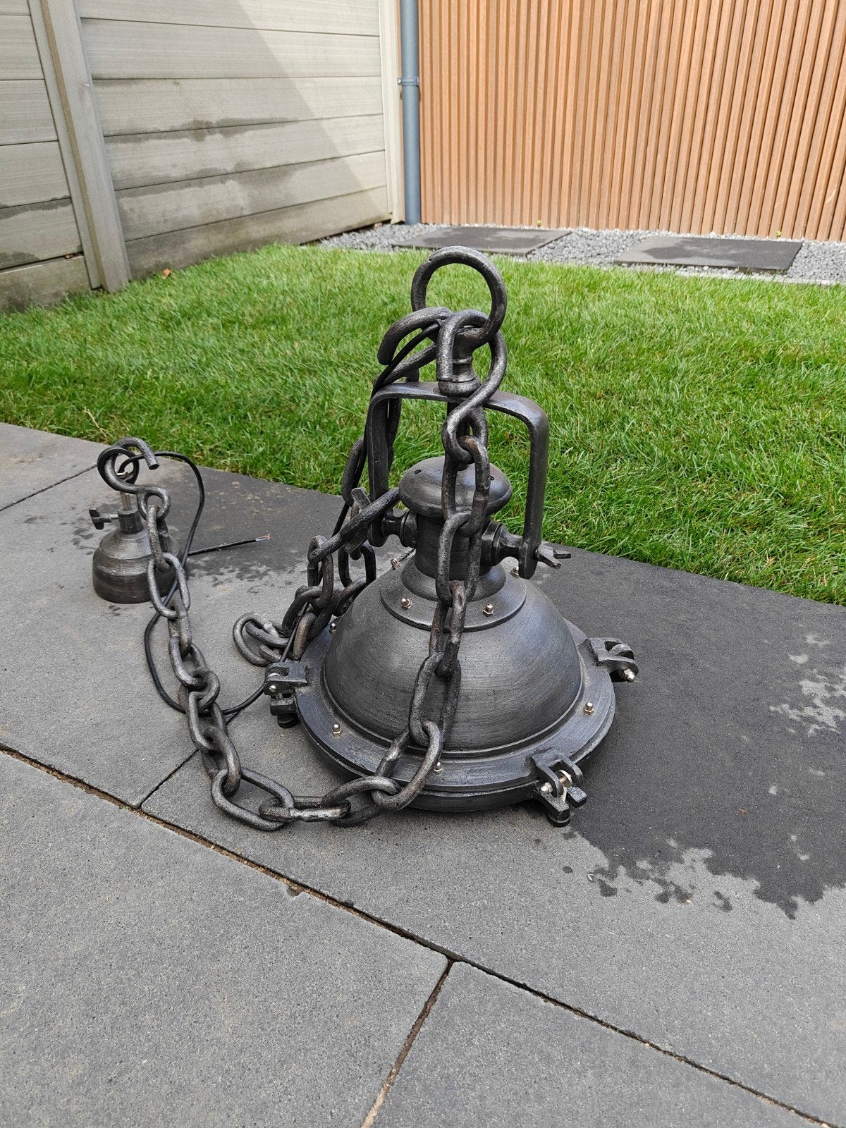 Industriële hanglamp met ketting - Gietijzer, Antiek en Kunst, Ophalen of Verzenden