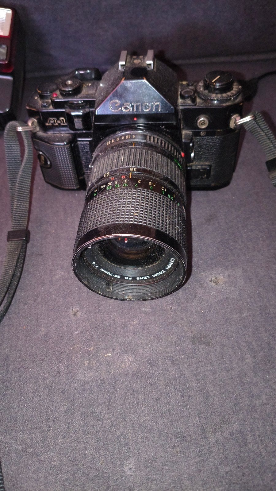 canon a1 voor onderdelen klein mankementje tandwieltje rol, Ophalen, Spiegelreflex, Canon