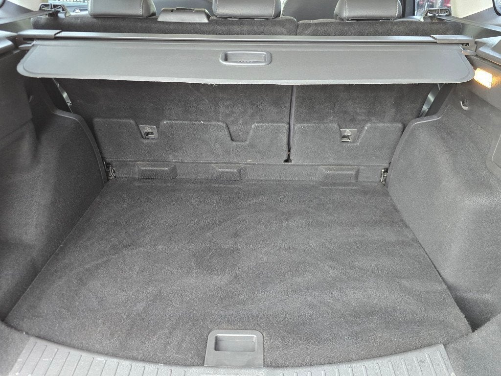 Foto 25 van Ford Kuga 1.5 EcoBoost Titanium D-Riem vervangen mooie auto
