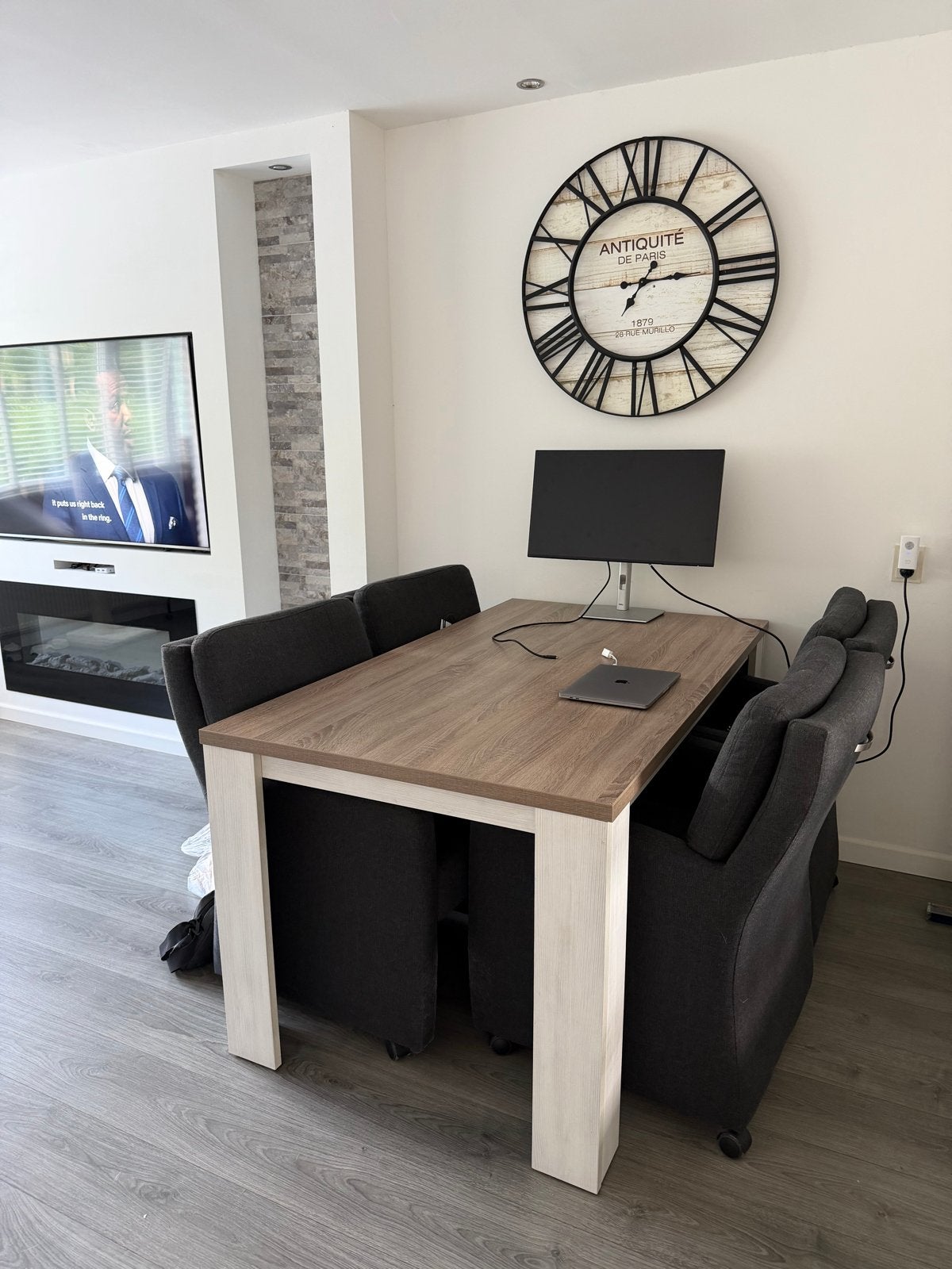 Elegante eettafel met 4 stoelen - Modern design, Ophalen, Gebruikt, 100 tot 150 cm, 50 tot 100 cm