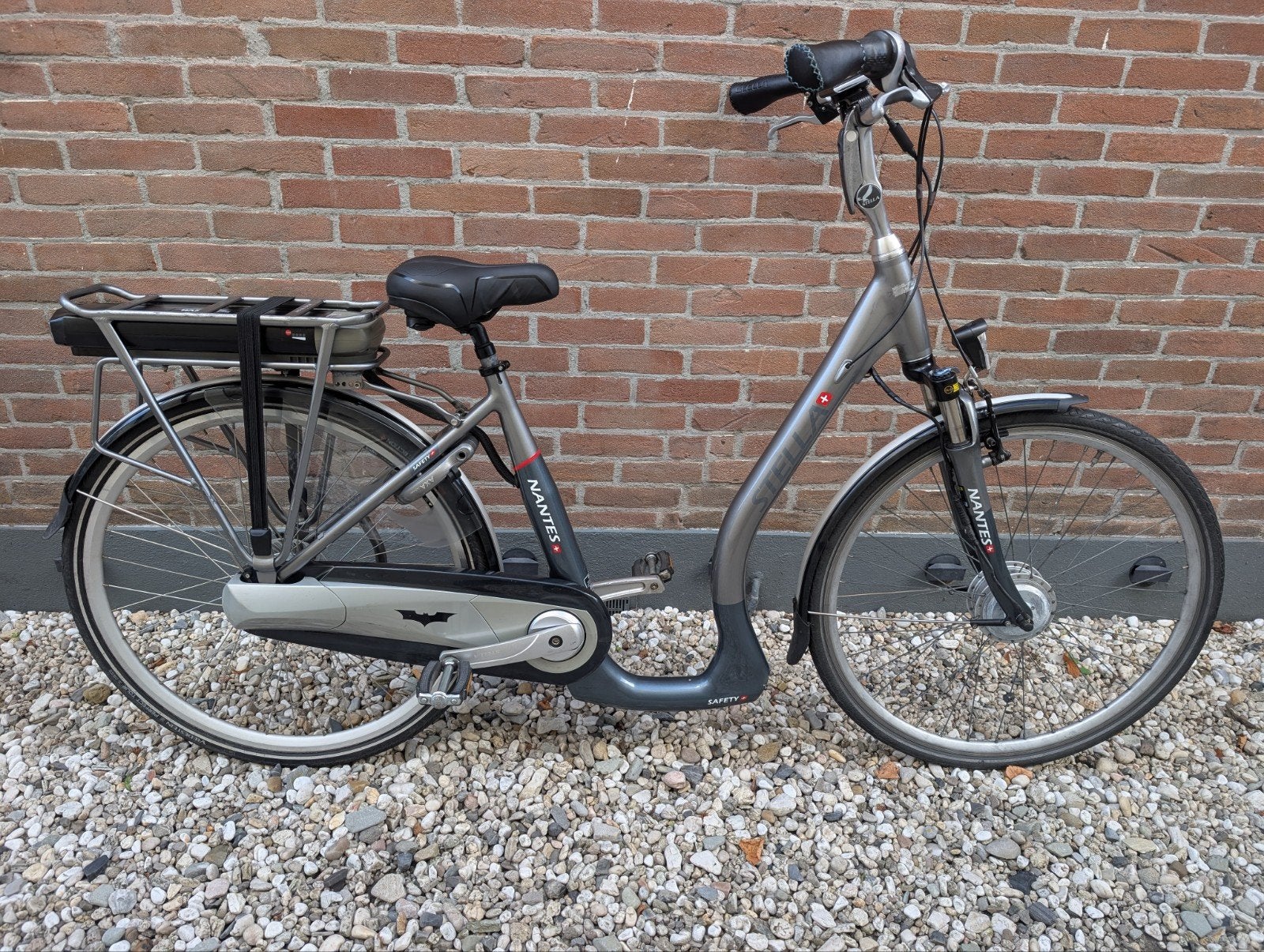 Stella Nantes elektrische fiets met lage instap, Fietsen en Brommers, Zo goed als nieuw, 51 tot 55 cm, 30 tot 50 km per accu, Ophalen