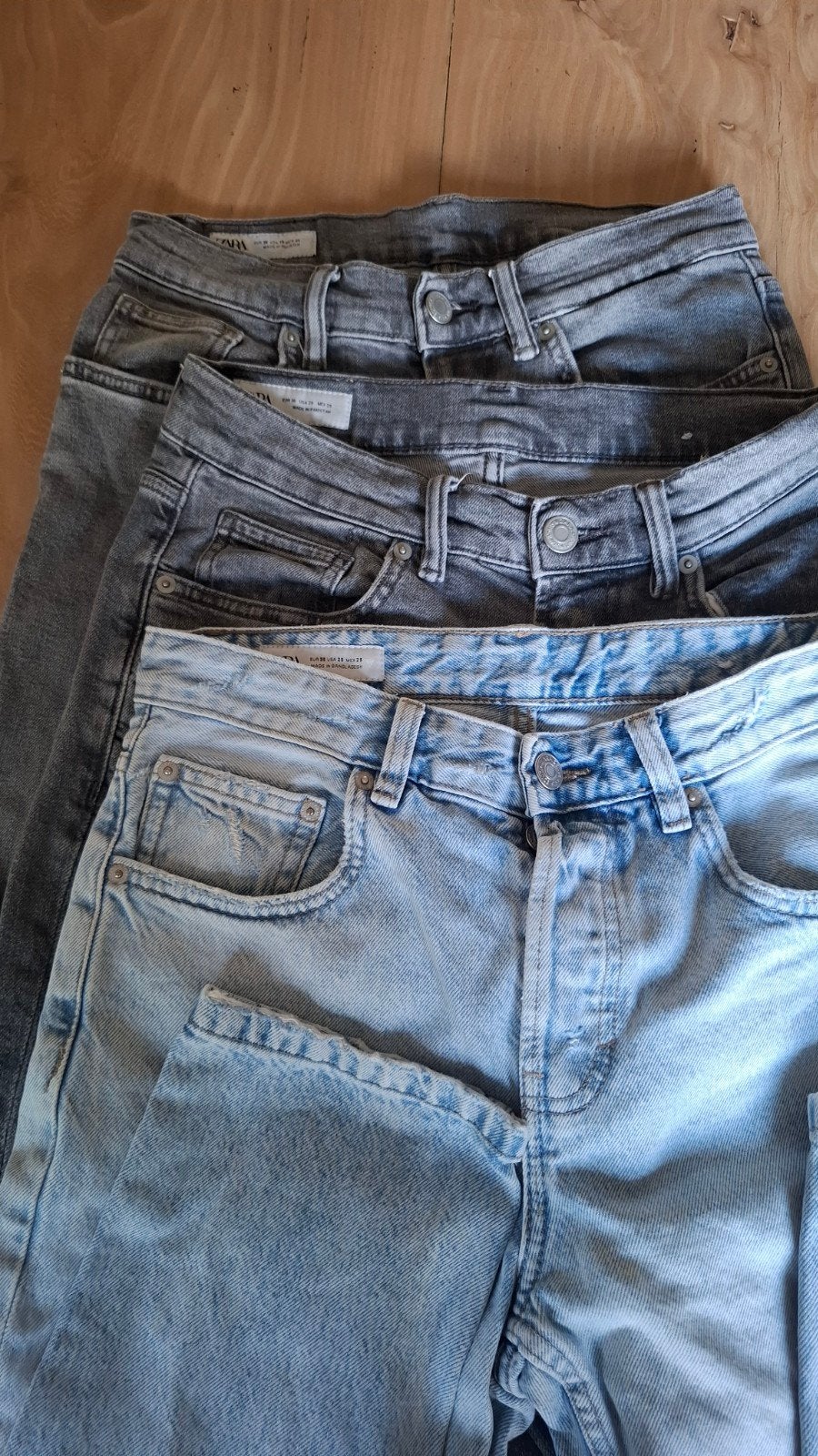Zara Jeans  - Lichtblauw en Grijs (3 stuks), Kleding | Heren, Ophalen of Verzenden, Gedragen, Grijs