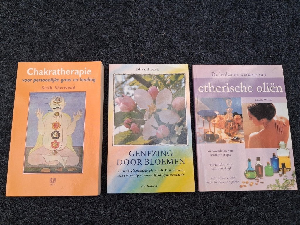 Lot boeken esoterie en spiritualiteit, Ophalen, Zo goed als nieuw, Spiritualiteit algemeen, Overige typen