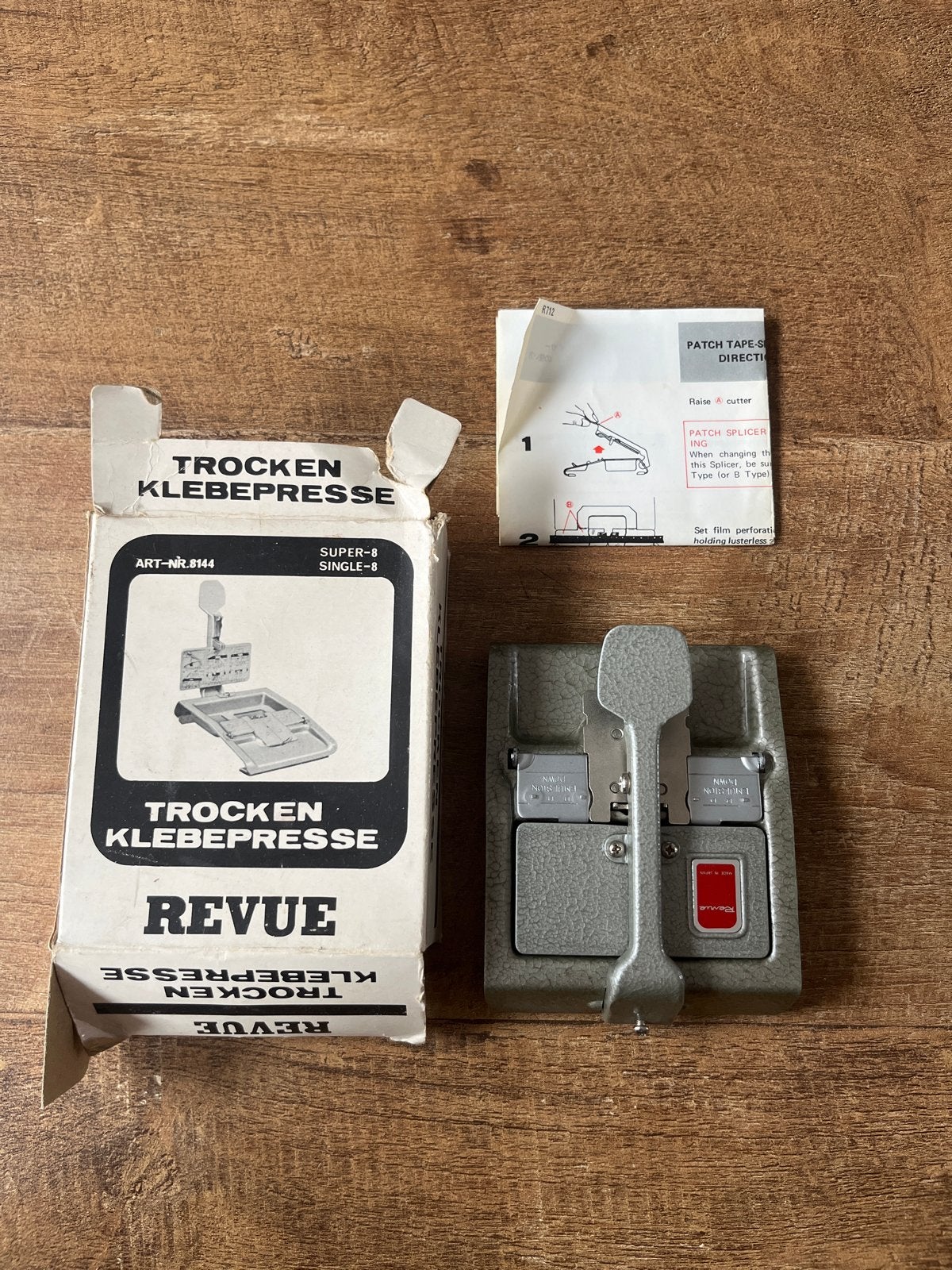 Revue Trocken Klebepresse Super-8/Single-8 Filmsplicer, Audio, Tv en Foto, Ophalen of Verzenden, Accessoire