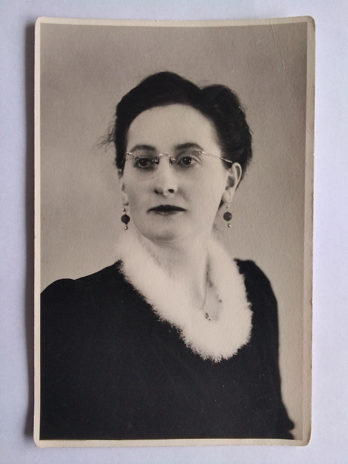 Vrouw portret jaren '30 Foto Broekema Meppel, Verzenden