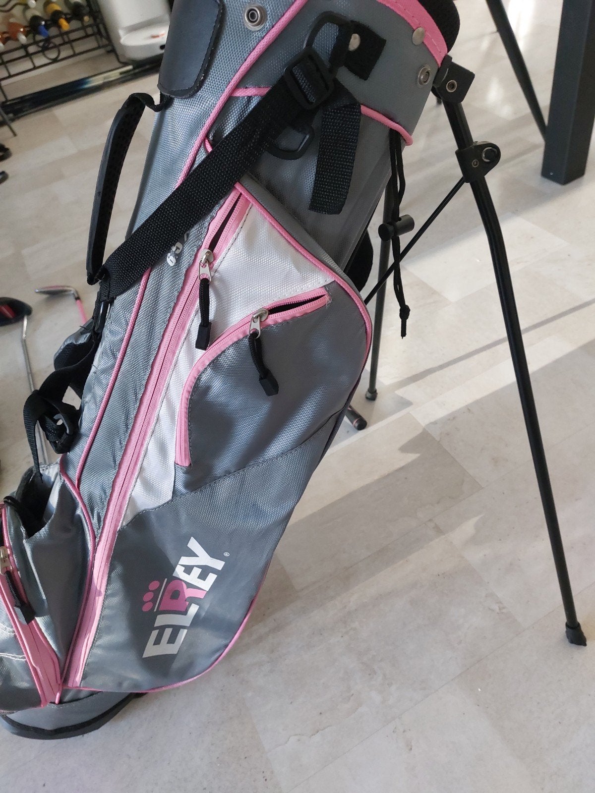 Foto 3 van Jeugd golfset rechtshandig met tas