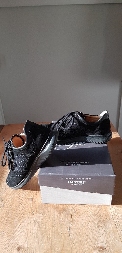 Hartjes dames schoenen maat 6 =39. Wijdte G., Zwart, Ophalen of Verzenden, Sneakers of Gympen, Zo goed als nieuw