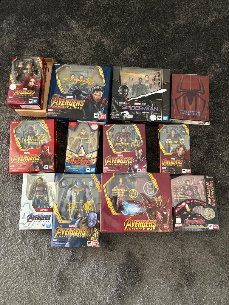 Mooie partij 12 sh figuarts Marvel, Verzamelen, Poppetjes en Figuurtjes, Zo goed als nieuw, Ophalen