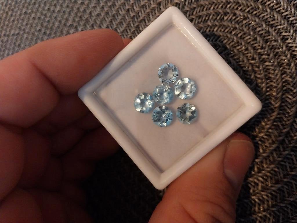 Lot van sky blue ronde topaas, Ophalen of Verzenden, Zo goed als nieuw