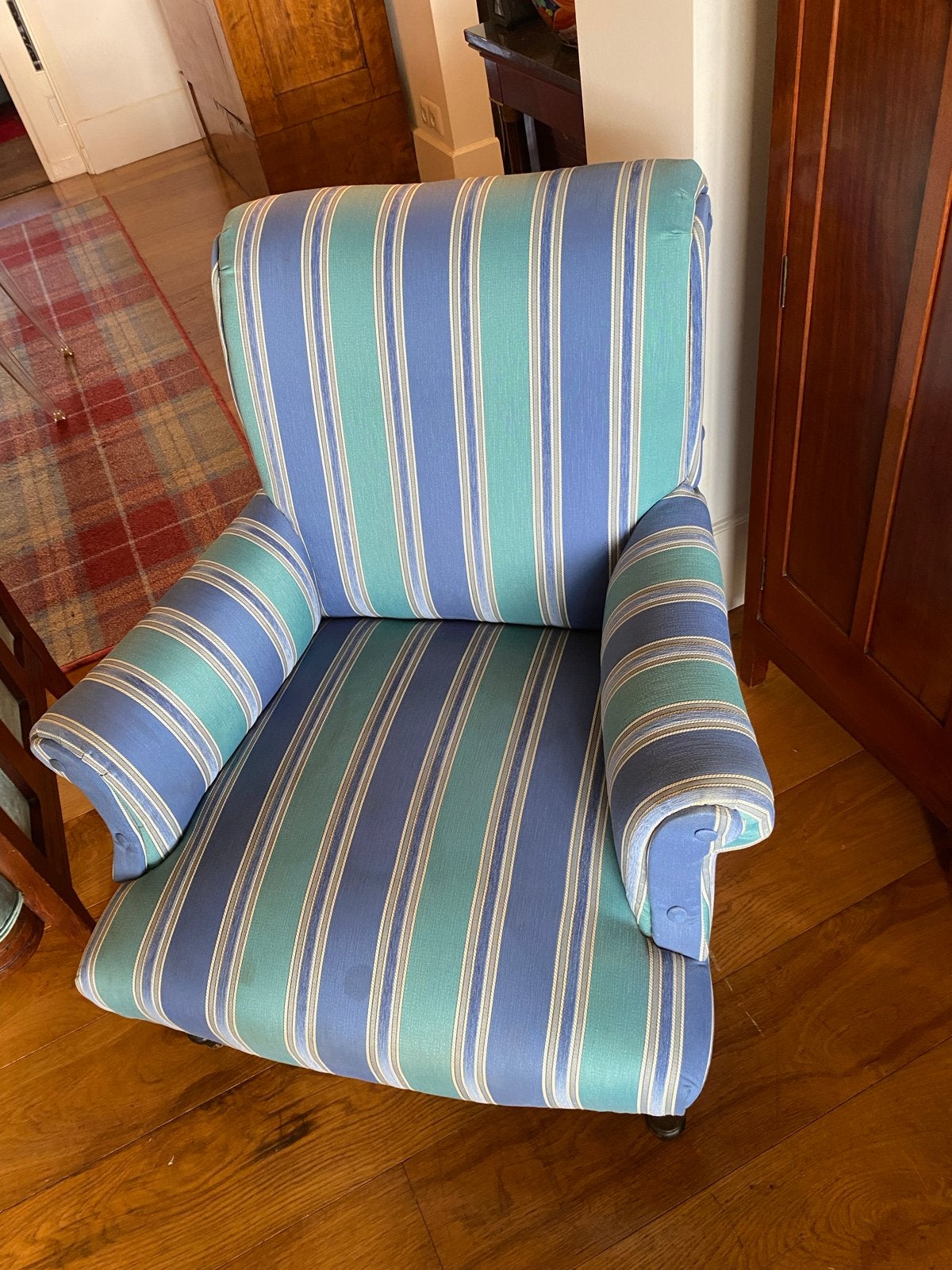Comfortabele antieke gestreepte fauteuil in blauw en groen, Huis en Inrichting, Ophalen, Gebruikt, Blauw, Engelse club fauteuil