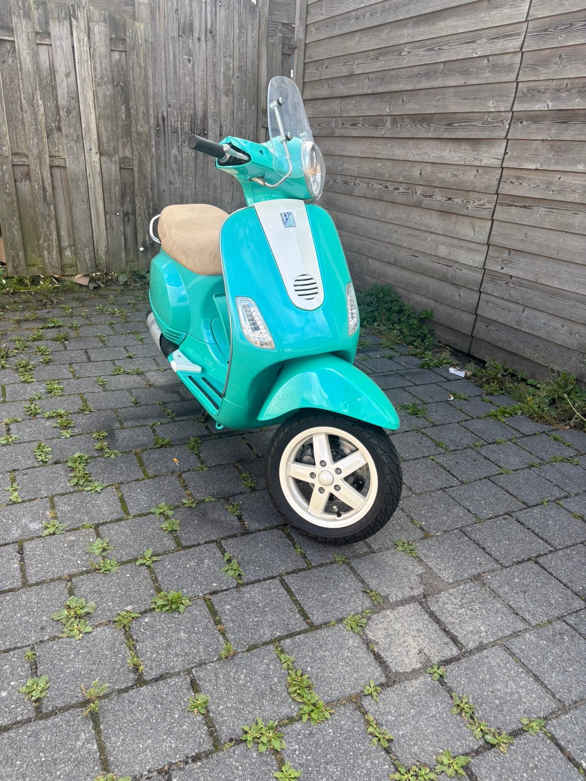 Vespa lx 50/70cc, Fietsen en Brommers, Scooters | Vespa, Ophalen, Tweetakt, Maximaal 45 km/u, Zo goed als nieuw