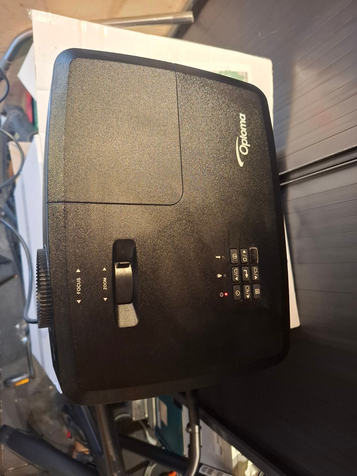 Optoma Beamer met plafondbeugel - Full HD DLP Projector, Ophalen of Verzenden, Zo goed als nieuw, DLP, Overige resoluties