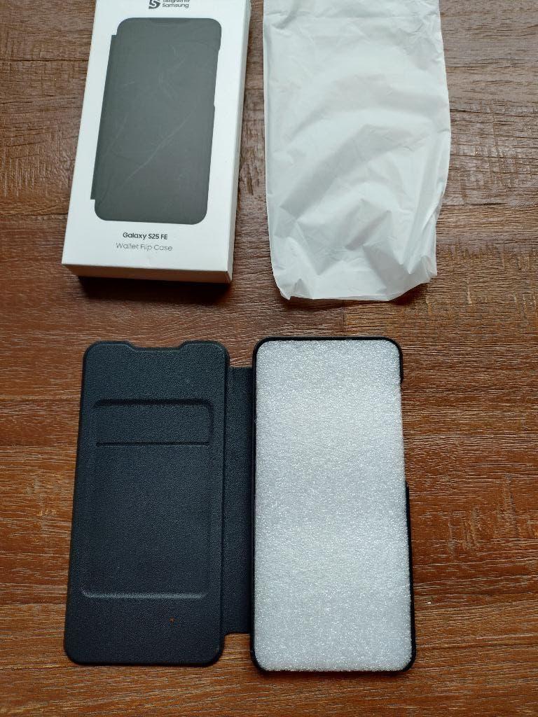Telefoonhoesje met pashouder voor Samsung Galaxy S25 FE, Ophalen of Verzenden, Zo goed als nieuw, Overige modellen, Flipcase