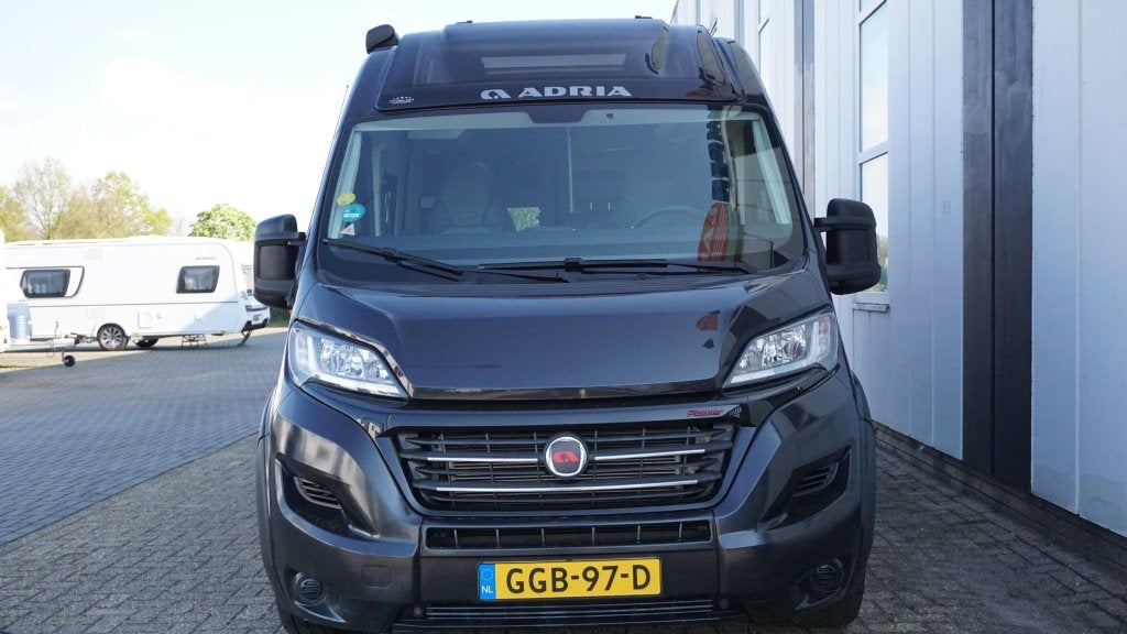 Adria Twin Supreme 640 SGX AUTOMAAT/160PK/AIRCO, Caravans en Kamperen, Automaat, Hordeur, Fiat, 6 tot 7 meter
