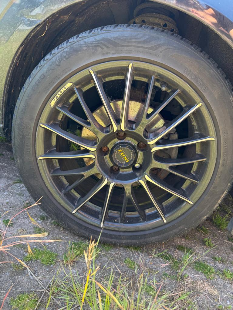 Dotz velgen met 225/45 R17 all-season banden, Ophalen, Gebruikt