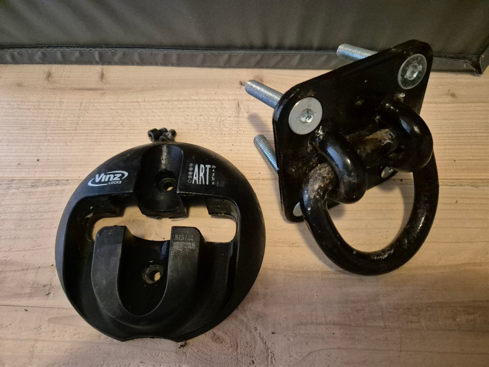 Vinz Locks ART 4 Anker 712 uit 2020 met draadeinden, Fietsen en Brommers, Fietsaccessoires | Fietssloten, Ophalen of Verzenden