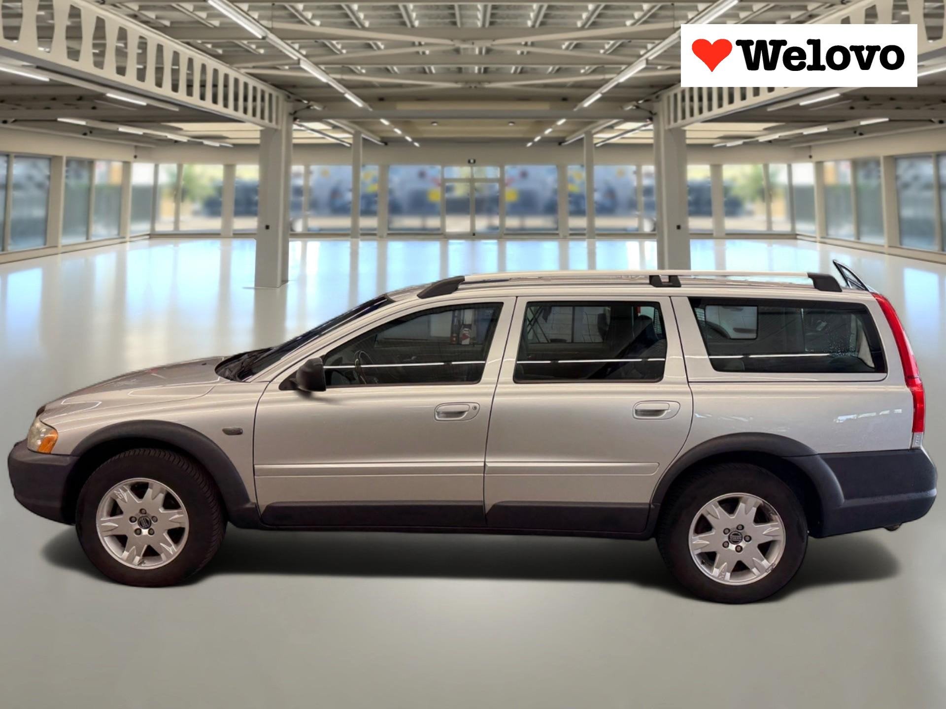 Volvo XC70 2.5 T Summum Schuifdak, leder, electr. verst. sto, Automaat, Gebruikt, Zwart, 2521 cc