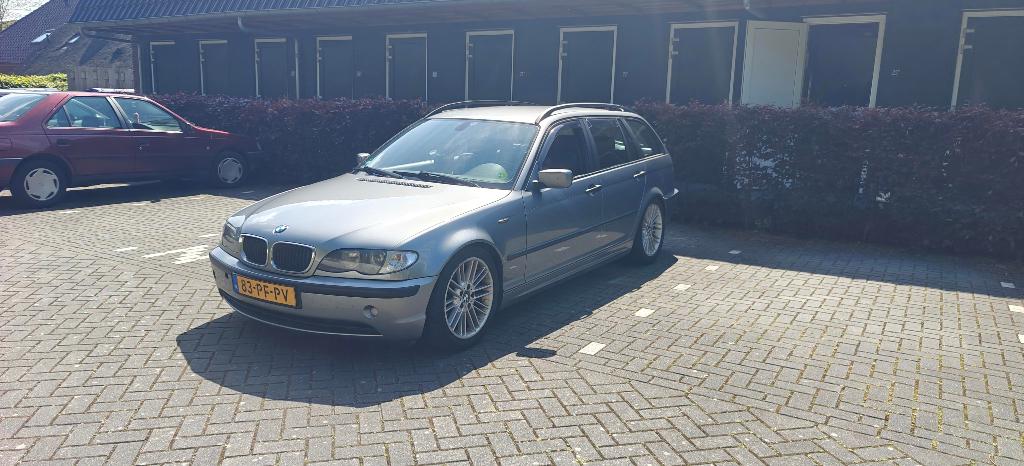 BMW 3-Serie 2.0 318D Touring 2004 Grijs, Auto's, 1995 cc, Zwart, 4 cilinders, Stationwagon