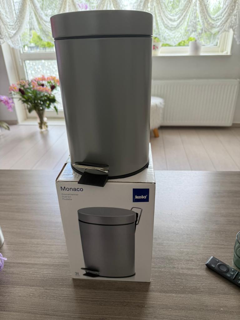 3-liter vuilnisbak, Kunststof, 40 liter of meer, Ophalen of Verzenden, Zo goed als nieuw