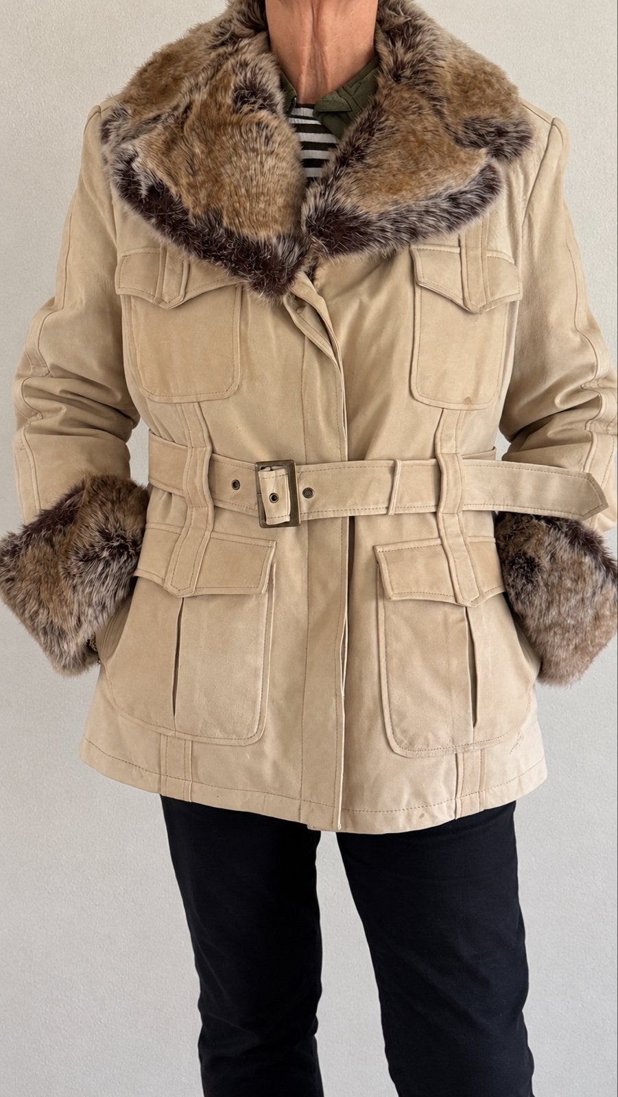 Leren jas met bontkraag en manchetten, Ophalen of Verzenden, Zo goed als nieuw, Maat 42/44 (L), Beige